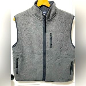 American Eagle Outfitters gray fleece vest unisex sportswear front zip large